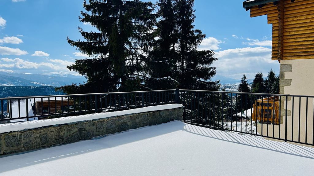 Appartement T4 FONT ROMEU ODEILLO VIA (66120) L'Agence M.